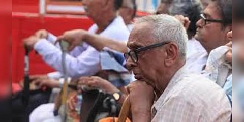 “முதியோரை பராமரிக்கும் பொறுப்பு இனி மருமக்களுக்கும்”- சட்டத் திருத்தத்திற்கு ஒப்புதல்