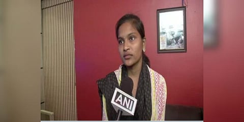 கைகொடுத்த ஃபேஸ்புக்: 12 ஆண்டுகளுக்குப் பின் குடும்பத்தினருடன் இணைந்த சிறுமி..!