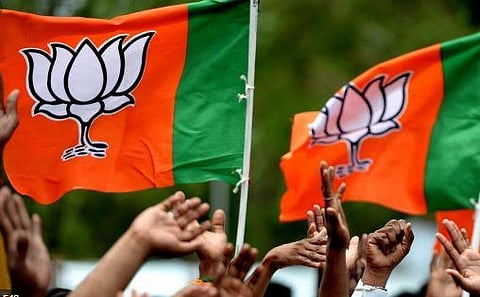 கர்நாடக இடைத்தேர்தல் முடிவுகள்: 6 இடங்களில் பாஜக முன்னிலை