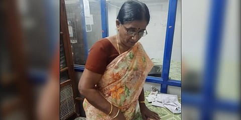 திருமண உதவித்தொகை விண்ணப்பம் - லஞ்சம் வாங்கிய பெண் அலுவலர் கைது