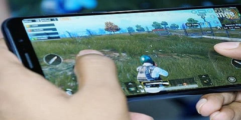 பப்ஜி ஆர்வத்தில் தண்ணீருக்கு பதிலாக கெமிக்கலைக் குடித்த இளைஞர் உயிரிழப்பு!