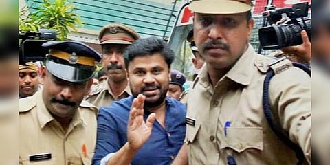 நடிகை கடத்தல் வழக்கு: வீடியோவை பார்க்க நடிகர் திலீப்-க்கு அனுமதி