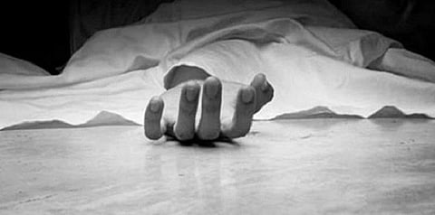 4வதும் பெண் குழந்தை: 3 பெண் பிள்ளைகளை கொன்றுவிட்டு தற்கொலை செய்த தந்தை