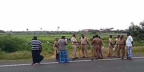 குழந்தை இல்லை என மனைவியை எரித்துக்கொன்ற கணவன் கைது