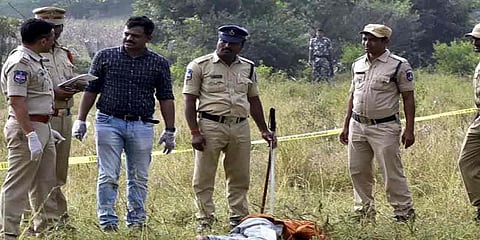 தெலங்கானா என்கவுன்ட்டர் : மறு பிரேத பரிசோதனைக்கு உத்தரவு