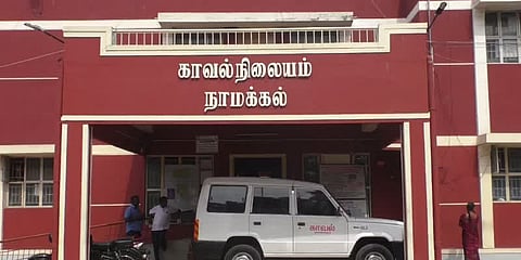 மனைவியை கொலை செய்ய முயற்சித்த கணவர் கைது