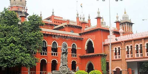 பேரணிக்கு அனுமதி தருவதில் போலீஸுக்கு என்ன பிரச்னை? - நீதிபதிகள் சரமாரி கேள்வி