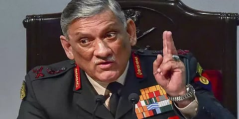 ராணுவத்தில் இருப்பவர்கள் அரசியல் பேசலாமா ? என்ன சொல்கிறது விதி