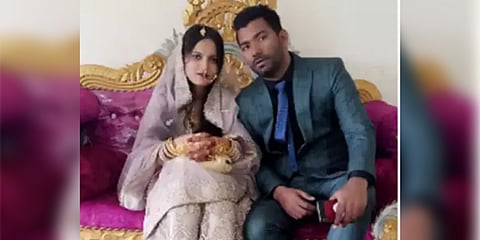 இஸ்லாமிய திருமண ஊர்வலத்தில் அரணாக நின்ற இந்துக்கள்..!