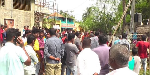 பட்டப்பகலில் ஒருவர் வெட்டிக்கொலை - முன்விரோதம் காரணமா..?