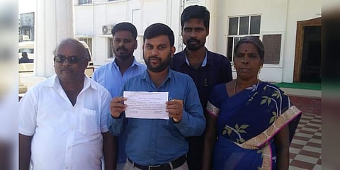 32 ஆண்டுகளுக்குப் பின் நடந்த தேர்தல் - பட்டதாரி இளைஞரை தேர்ந்தெடுத்த மக்கள்..!