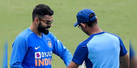 பயிற்சியின் போது விராட் கோலியின் விரலில் காயம்