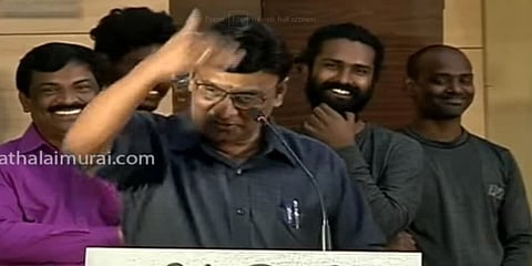 ''அடுத்தவர்களின் கதைகளை திருடி படம் எடுத்தால் ஒத்துக்கொள்வதில்லை'' - பாக்யராஜ்