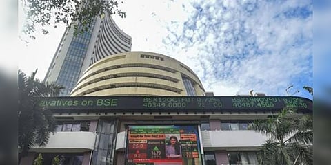 ஒரே நாளில் 788 புள்ளிகள் வீழ்ந்த சென்செக்ஸ் - ரூ.3.36 லட்சம் கோடி இழப்பு