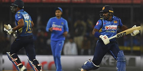 இலங்கைக்கு எதிரான 2வது டி20 - இந்தியாவுக்கு 143 ரன்கள் இலக்கு