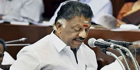 "குடிசைப் பகுதி மக்களுக்கு படிப்படியாகக் குடியிருப்புகள்" - சட்டப்பேரவையில் ஓபிஎஸ் தகவல்