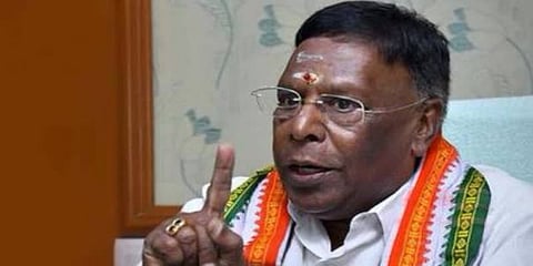 முதலமைச்சர் நாராயணசாமிக்கு ஆளுமை தன்மை கிடையாது - காங். எம்.எல்.ஏ போர்க்கொடி