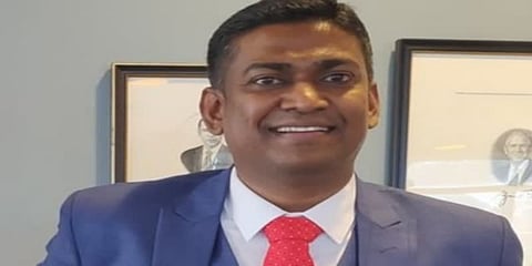 “ஐயா இயக்குநர்களே.. ஐஏஎஸ், ஐபிஎஸ் பின்புலத்துடன் படம் எடுக்காதீங்க”- ஐஏஎஸ் அலெக்ஸ் பால் மேனன்..!