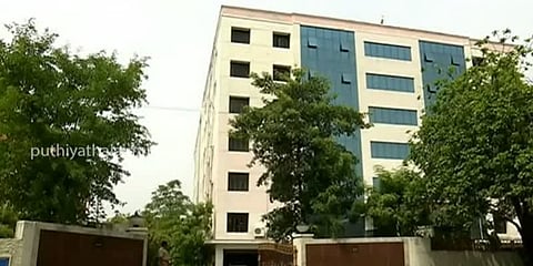 முறைகேடு புகார்: டாப் லிஸ்டில் வந்தவர்களுக்கு மறுதேர்வு நடத்தியதா டிஎன்பிஎஸ்சி?