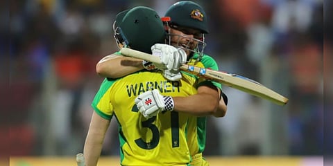 இந்தியாவை ஊதித்தள்ளிய ஆஸ்திரேலியா - 10 விக்கெட்டுகள் வித்தியாசத்தில் அசுர வெற்றி