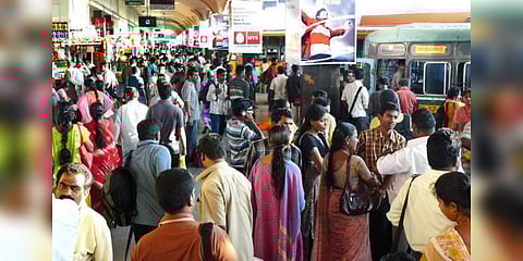 பொங்கல் சிறப்பு பேருந்துகள்.. முன்பதிவு மூலம் அரசுக்கு ரூ.10.80 கோடி வருவாய்