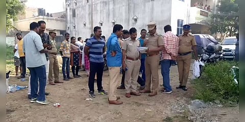 ‘ஏரியாவில் யார் கெத்து ?’ - சபரிமலையிலிருந்து அரிவாள் வாங்கிவந்து கொல்லப்பட்ட நண்பன்