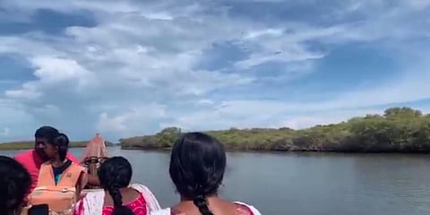 படகு கவிழ்ந்து 5 வயது சிறுவன் உயிரிழப்பு - அதிகாரிகளின் அலட்சியம் காரணமா?