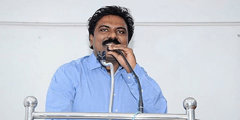 விருப்ப ஓய்வை எதிர்நோக்கும் மூத்த ஐஏஎஸ் அதிகாரி..!