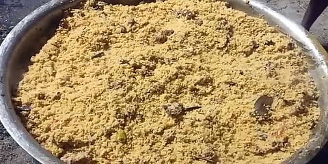 150 கிடாய்கள், 300 கோழிகள் - மதுரை கோவிலில் நடைபெற்ற பிரியாணி திருவிழா