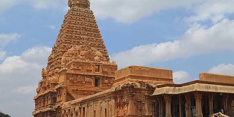 தஞ்சை பெரிய கோயிலில் குடமுழுக்கு நடத்த தடைகோரி முறையீடு