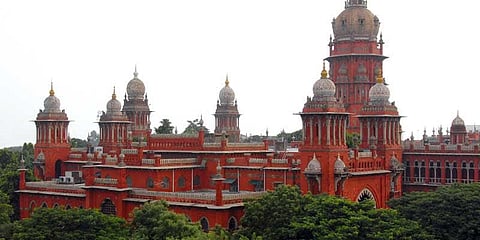 33 பேரை மட்டும் நேர்முகத் தேர்வுக்கு அழைத்த டிஎன்பிஎஸ்சி... பட்டியலை ரத்து செய்த உயர்நீதிமன்றம்