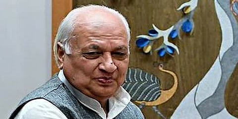 முதலமைச்சர் வற்புறுத்தியதால் சிஏஏவுக்கு எதிரான வாசகங்களை வாசித்த கேரள ஆளுநர்..!