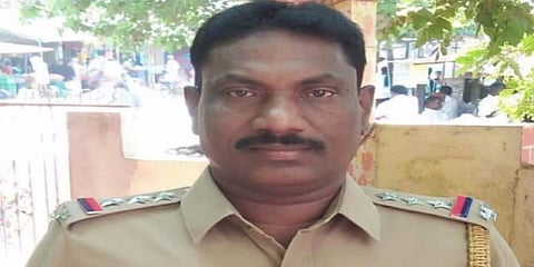 லஞ்சம் வாங்கியபோது கையும் களவுமாக சிக்கிய காவல் ஆய்வாளர்