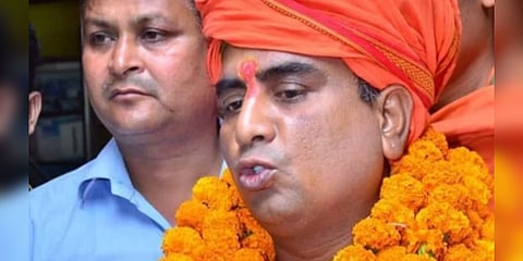 விஸ்வ இந்து மகாசபா மாநிலத் தலைவர் துப்பாக்கியால் சுட்டுக் கொலை