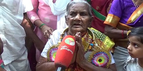 5 தலைமுறையினருடன் 105 ஆவது பிறந்த நாளை கொண்டாடிய மூதாட்டி