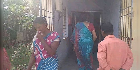 அழைப்பிதழ் கொடுக்க சென்ற புதுமாப்பிள்ளை சாலை விபத்தில் உயிரிழந்த சோகம்