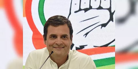 பிரதமர் பதவியின் தகுதிக்கேற்ப மோடி நடந்து கொள்ளவில்லை : ராகுல் விமர்சனம்