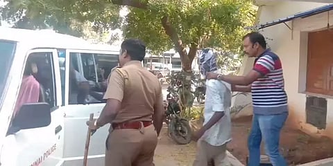 பணம் கேட்டு பாட்டிக்கு தொல்லை கொடுத்த பேரன்.. கொடுக்க மறுத்ததால் நேர்ந்த விபரீதம்