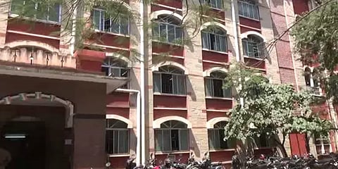 காதலிக்க மறுத்ததால் பெண் கொலை - இளைஞருக்கு சாகும் வரை ஆயுள் தண்டனை