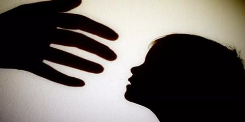 குழந்தைகளுக்கு எதிரான கொடூரங்களுக்கு என்னதான் தீர்வு..? - இனியொரு விதி செய்வோம்..!