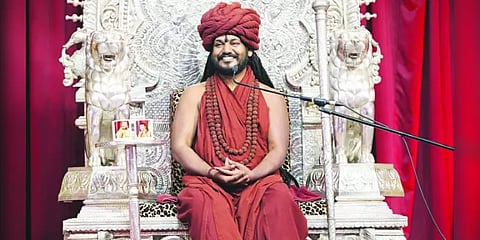 பாலியல் புகாரில் நித்தியானந்தாவை உடனே கைது செய்யுங்கள் - நீதிமன்றம் உத்தரவு