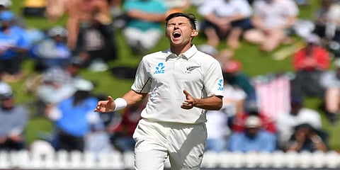 கோலியை சொல்லி வெச்சு தூக்கிய போல்ட் !