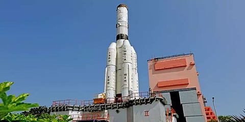 அடுத்த மாதம் விண்ணில் பாய்கிறது ஜி.எஸ்.எல்.வி-எப்10 ராக்கெட்