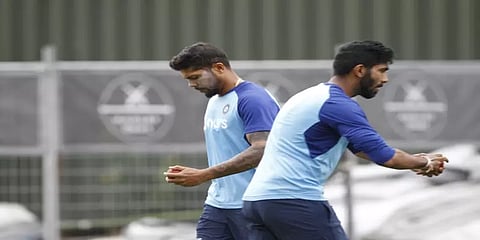 நியூசிலாந்து "டெயில் என்டர்ஸ்"களை சமாளிப்பார்களா இந்திய பவுலர்கள் ?