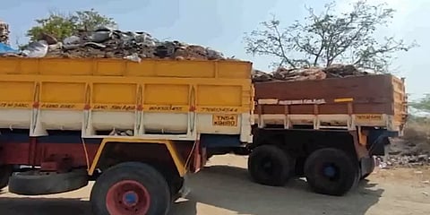 ஊருக்குள் கொட்டப்படும் சாயக்கழிவுகள் : லாரிகளை மடக்கிப்பிடித்த விவசாயிகள்