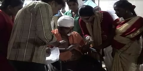 சிவகாசி அருகே பத்திரிகையாளர் மீது கொடூர தாக்குதல்