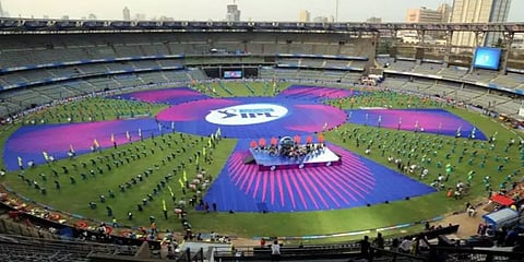 கொரோனா அச்சம்: ஐபிஎல் டிக்கெட் விற்பனை தற்காலிகமாக நிறுத்தி வைப்பு..!