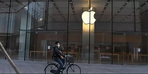 இந்தியாவில் 4 விற்பனை அலுவலகங்களை மூடும் ஆப்பிள் ..தொடரும் கொரோனா தாக்கம்