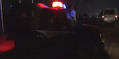 சென்னையில் வைக்கப்பட்ட 50 இராட்சத பேனர்கள்.. தடுத்து நிறுத்திய இன்ஸ்பெக்டர்..!