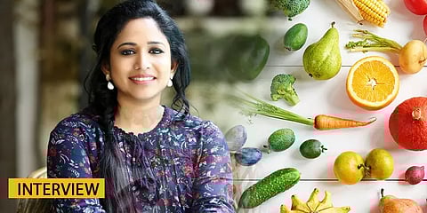 அச்சுறுத்தும் கொரோனா... இதெல்லாம் சாப்பிடலாமா...? உணவியல் நிபுணரின் பேட்டி...!